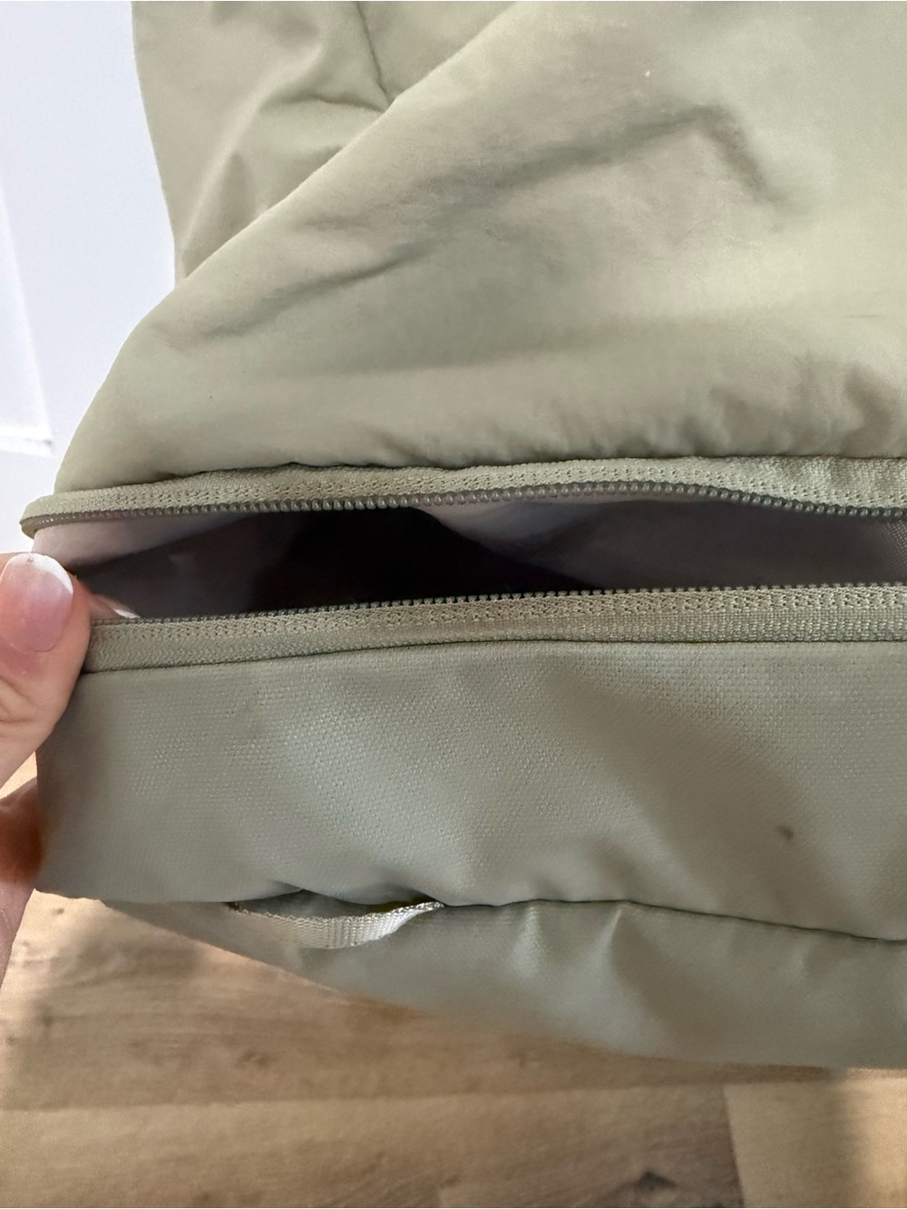 The North Face woman’s Sage Green Utility Tote Backpack - Picture 6 of 8